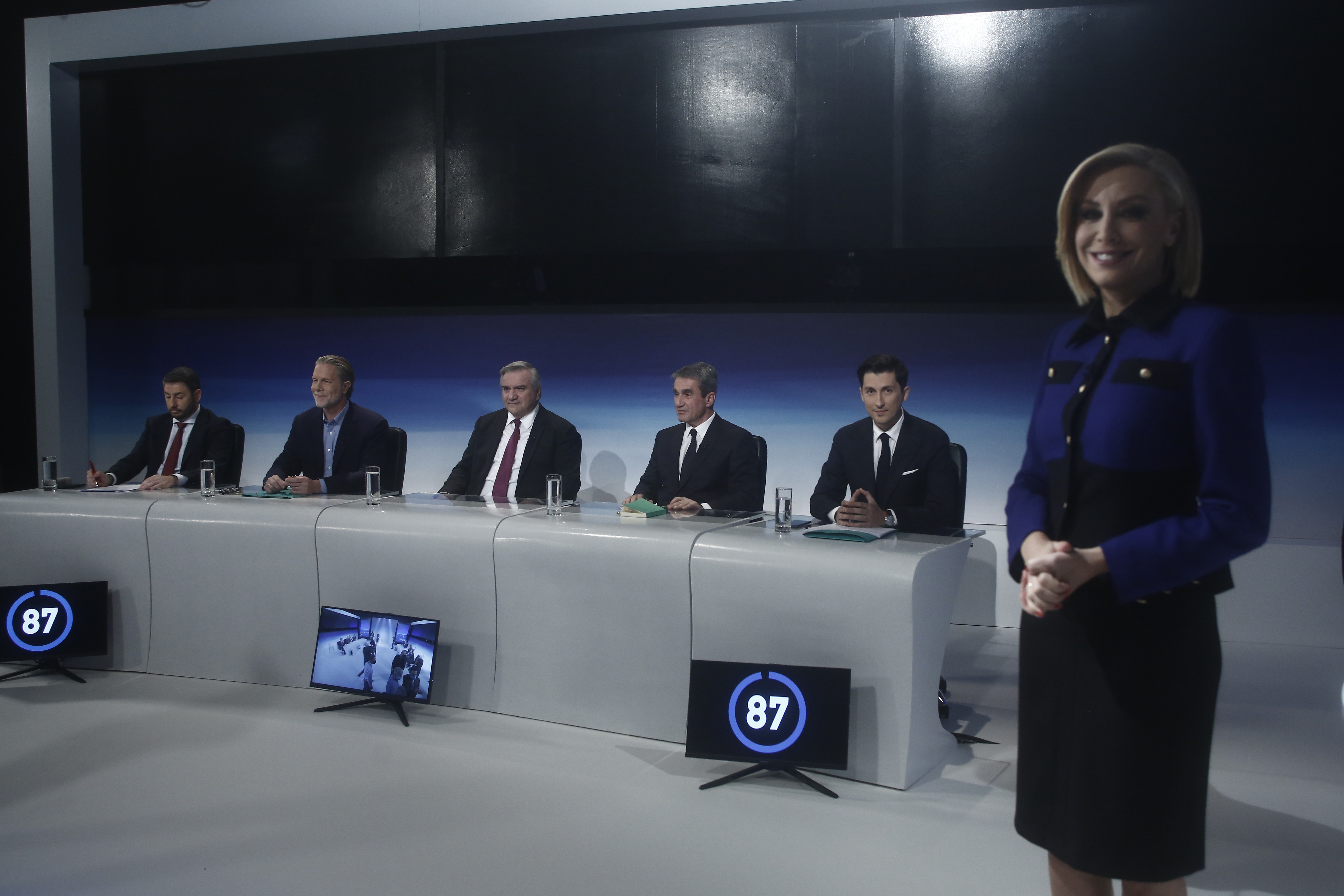 debate κιναλ