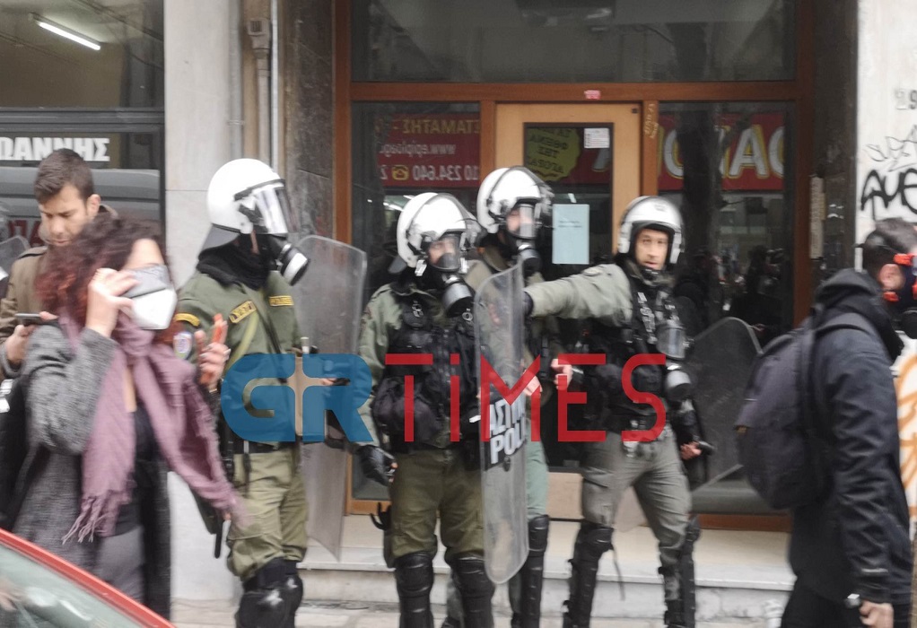επεισόδια
