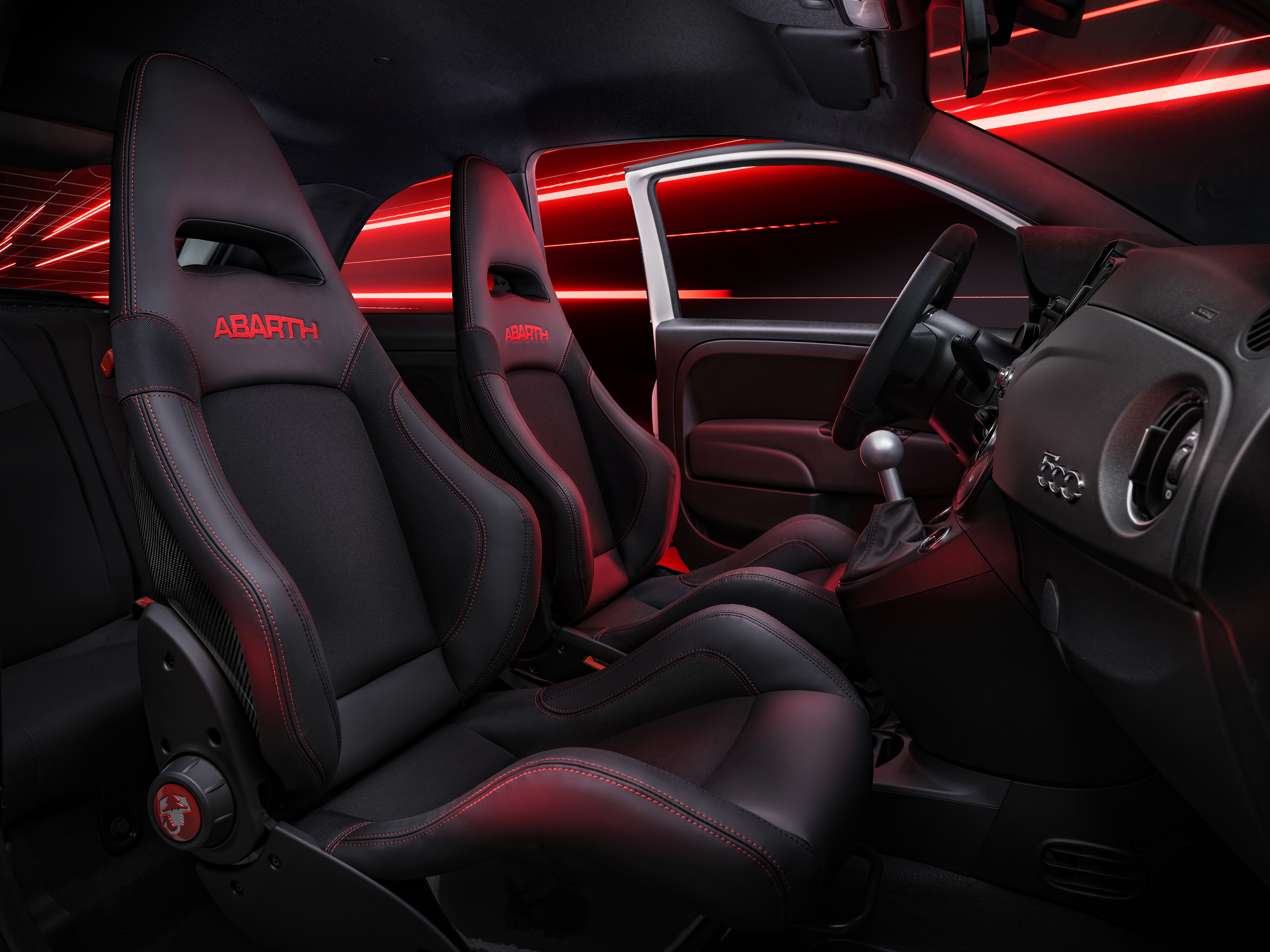 Abarth 695 Competizione (interior)