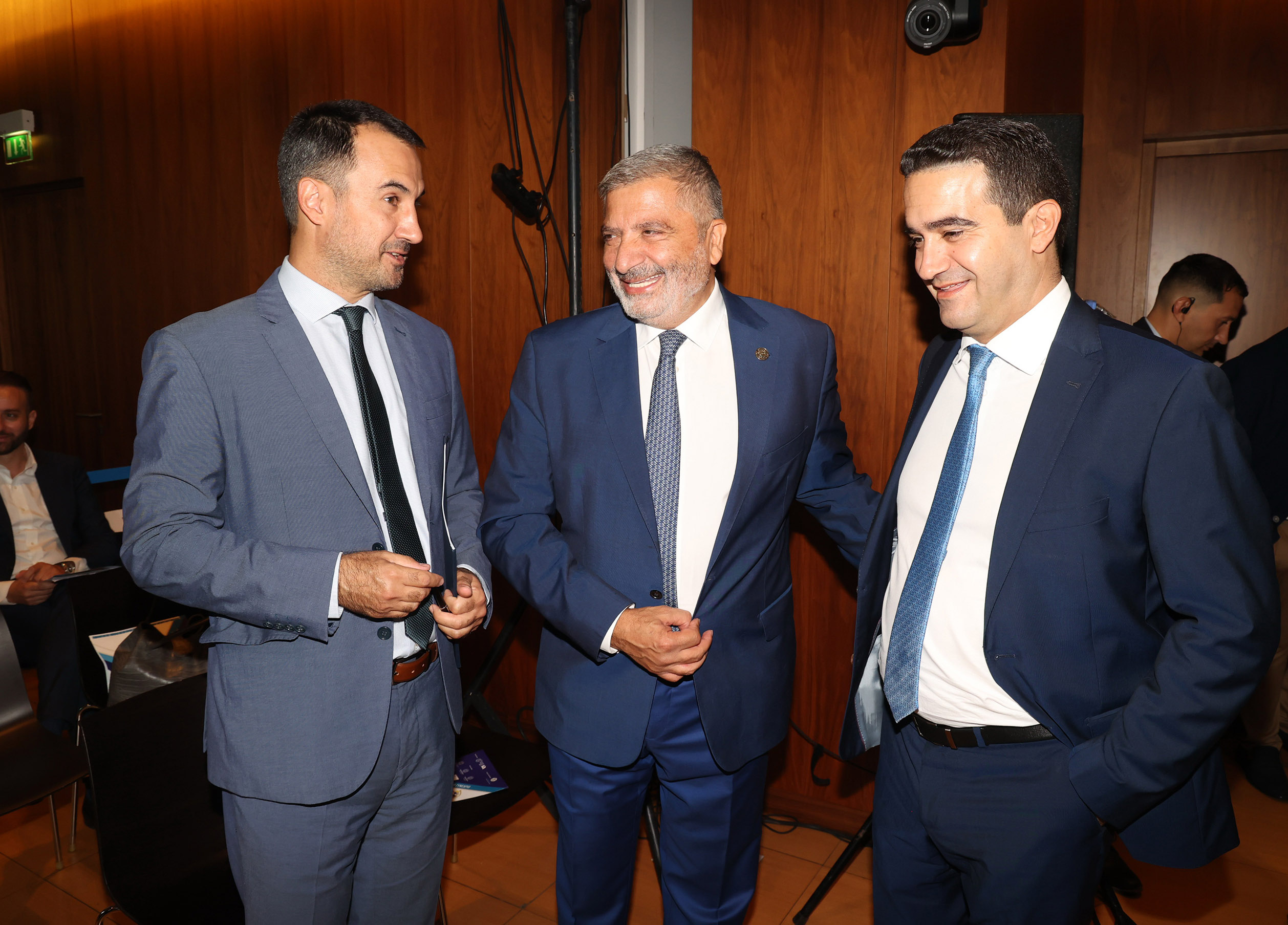 Πατούλης