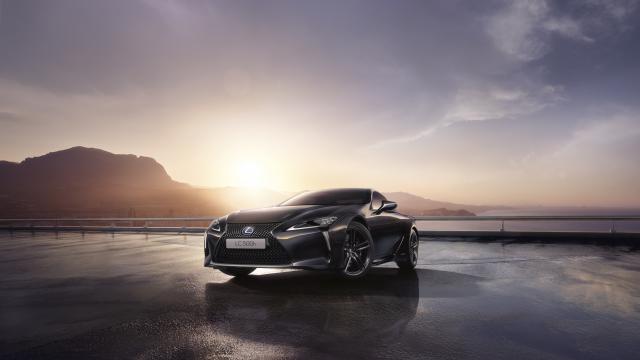 Lexus LC Flagship Coupe