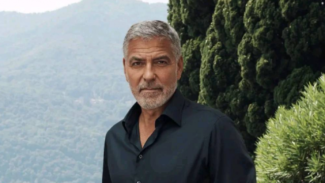 κλουνει