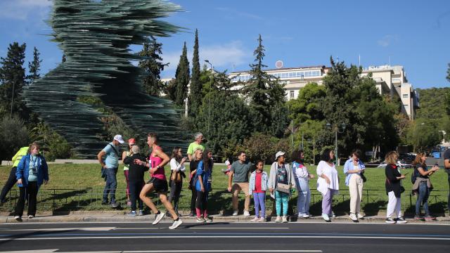 μαραθωνιος