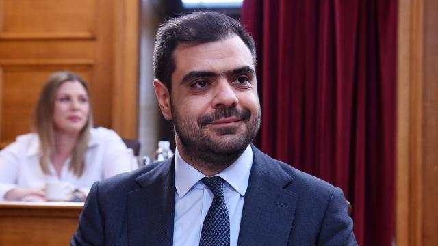 μαρινακης