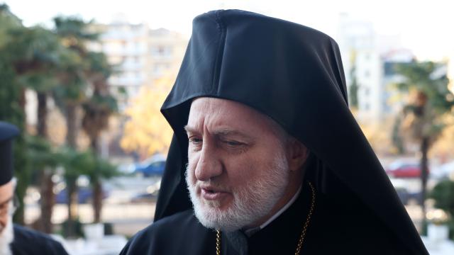 αρχιεπισκοπος ελπιδοφορος
