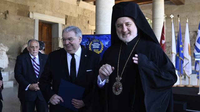 ελπιδοφορος