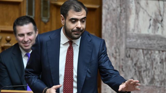 μαρινακης