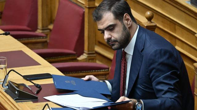 μαρινακης