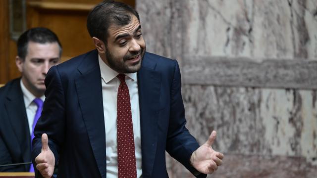 μαρινακης