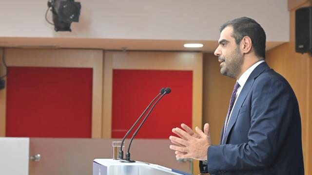 μαρινακης