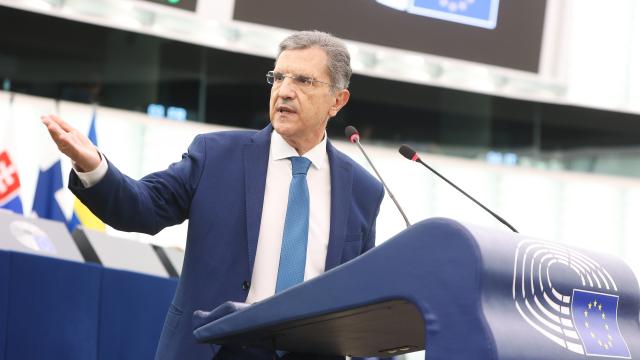 αυτιας