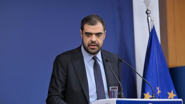 μαρινακης