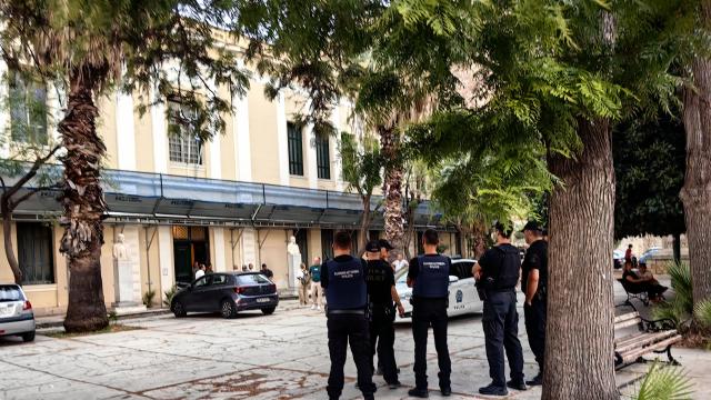 20χρονος