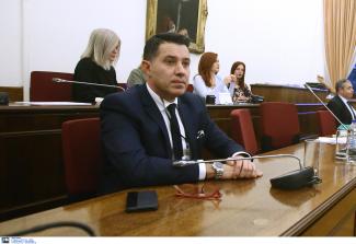 μανιαδακης
