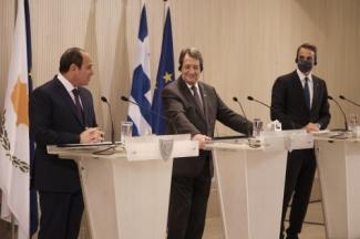 ΤΡΙΜΕΡΗΣ
