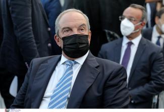 ΚΩΣΤΑΣ ΚΑΡΑΜΑΝΛΗΣ