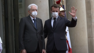 ΜΑΚΡΟΝ