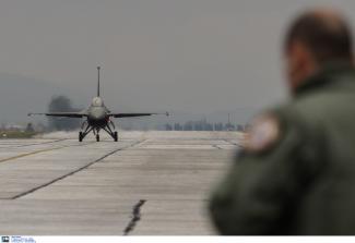 F16