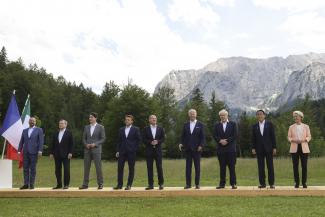 G7