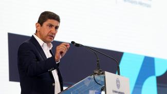 αυγενακης