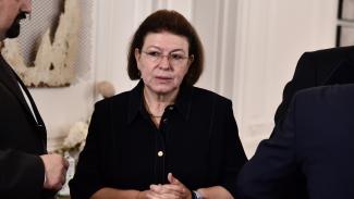 μενδωνη