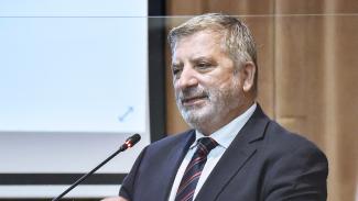 Πατούλης