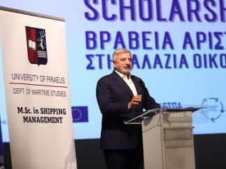 Πατούλης