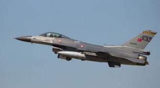 F16