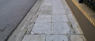 πεζοδρόμια