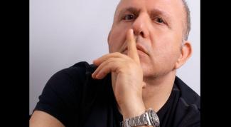 Μουρατίδης