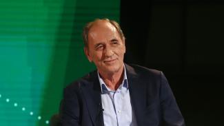 σταθακης