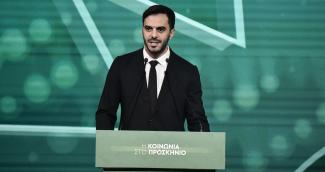 χριστοδουλακης