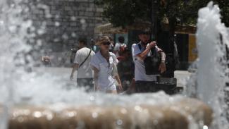 ζεστη