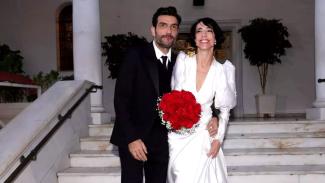 γαμος