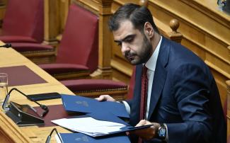 μαρινακης