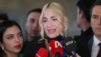 τουνη